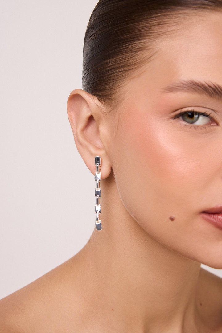 Línea Earring - Sophia Collection