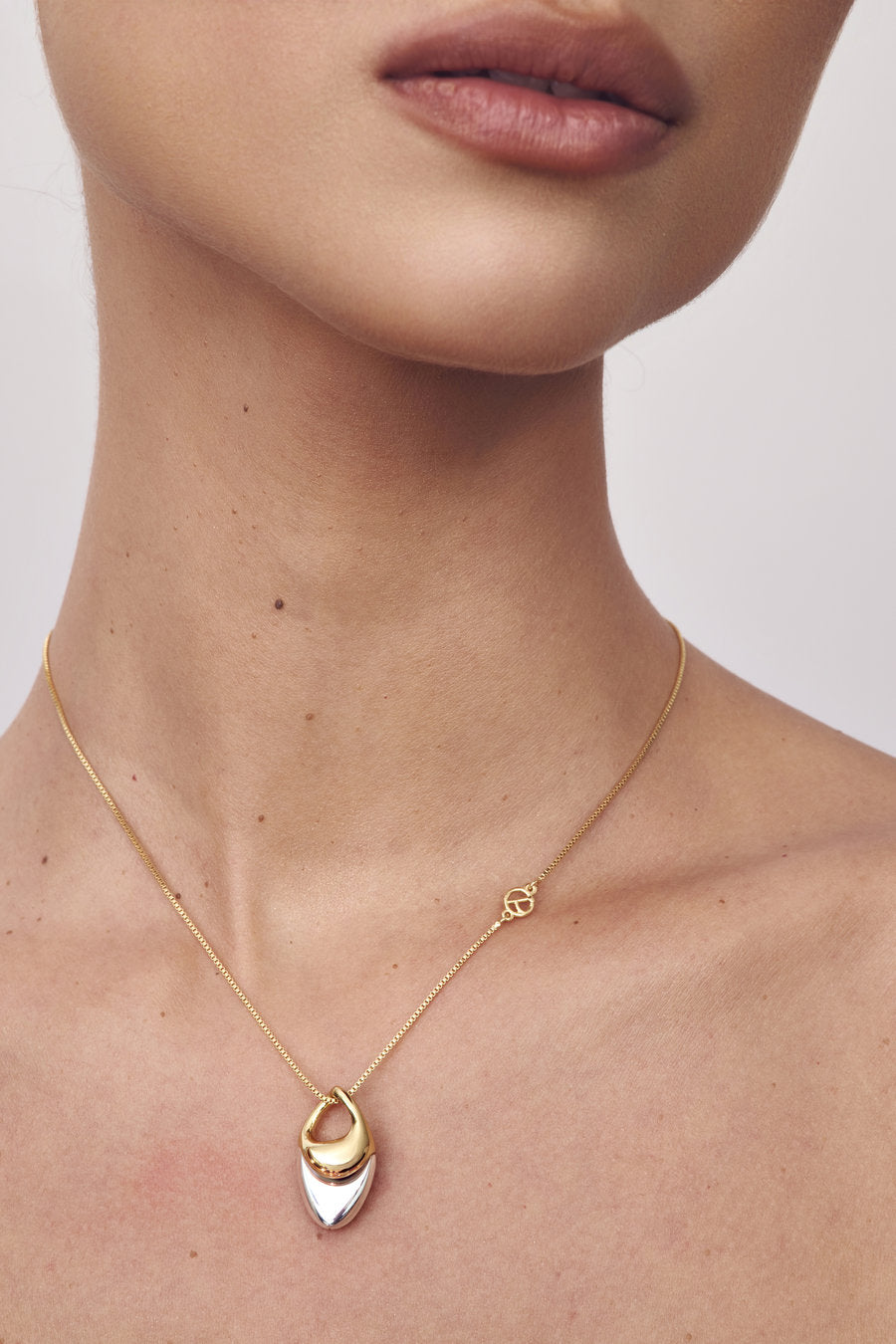 Fluire Necklace - Luce Collection