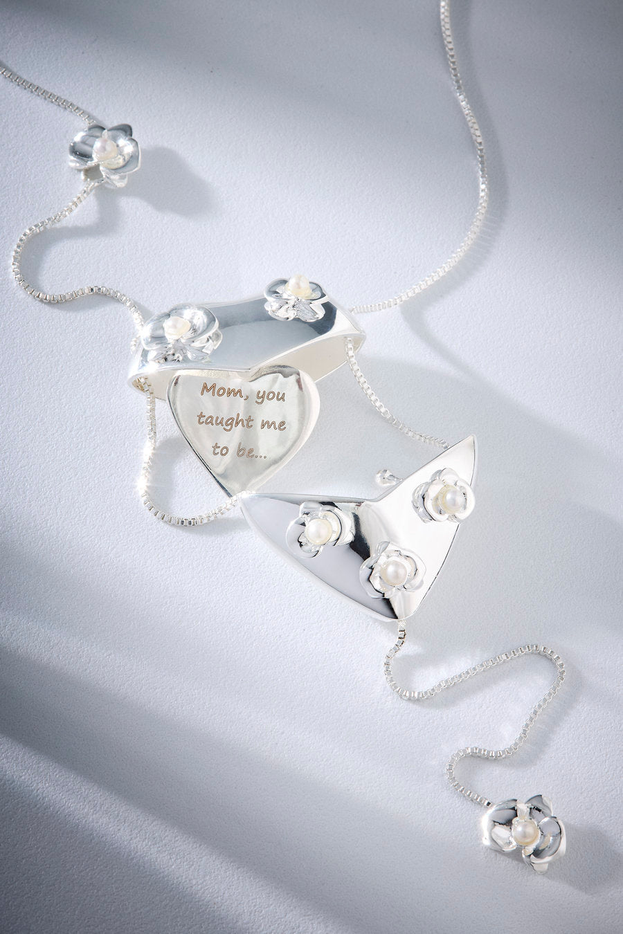 Florescer Necklace - Mother's Day Collection 2026