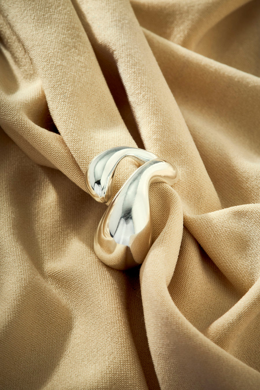 Memória Piercing - Entre Camadas Collection