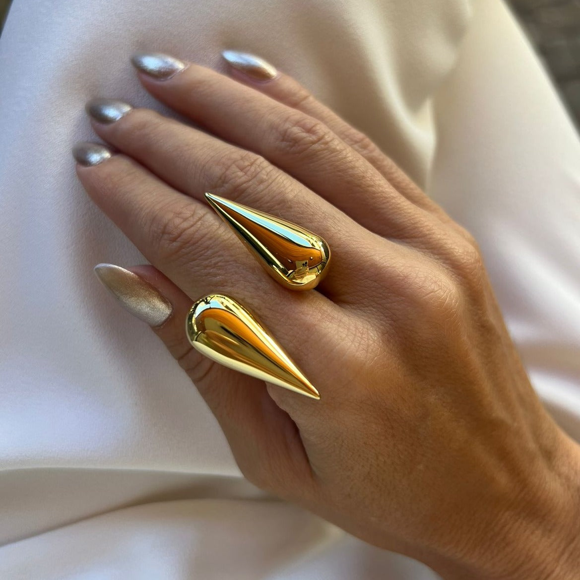 Tuiuiu Ring - Essencial Collection