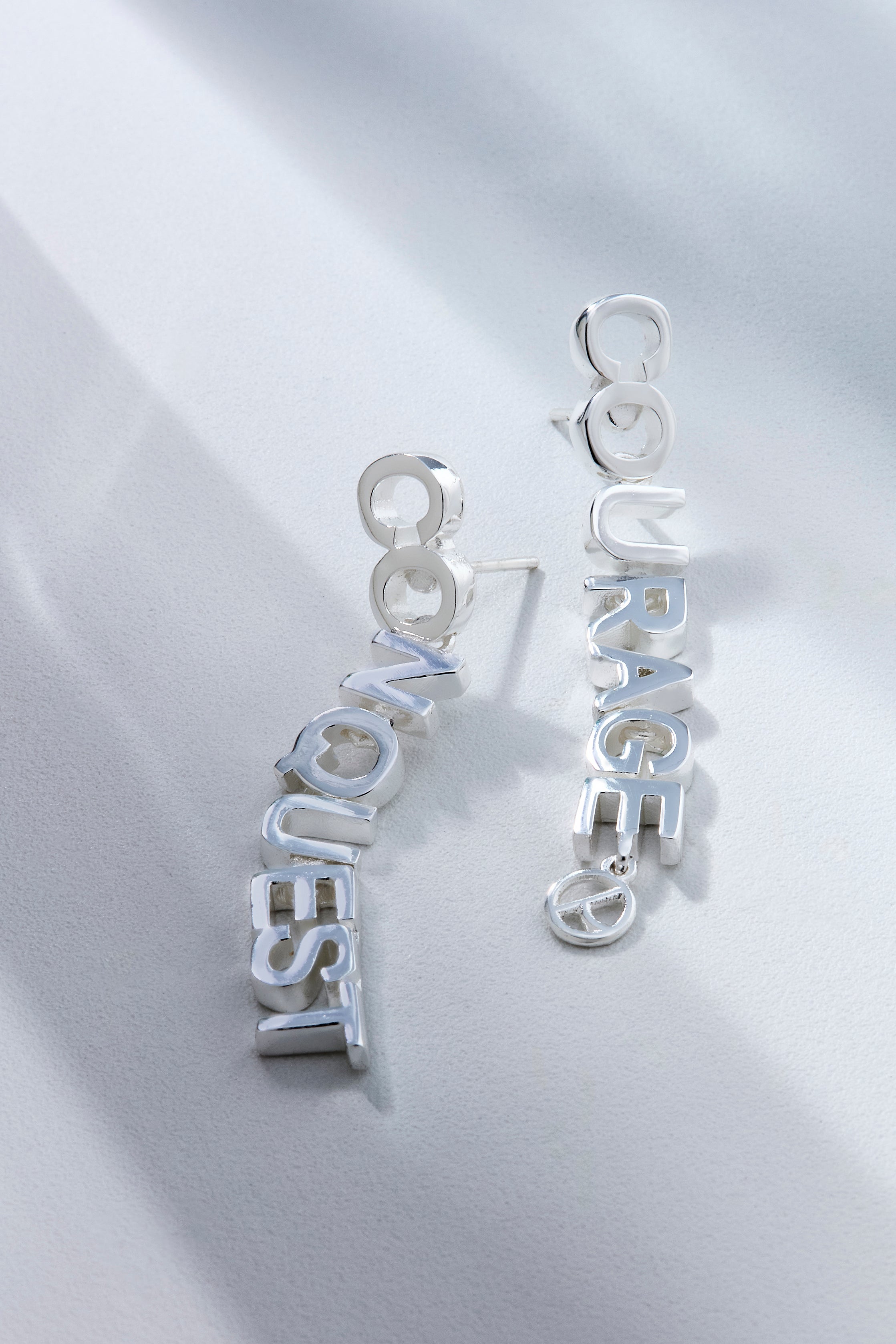 Courage And Conquest Earring - O Que Te Move Collection