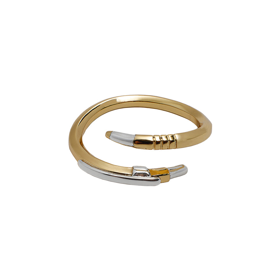 Golden Lapiseira Ring - School Collection