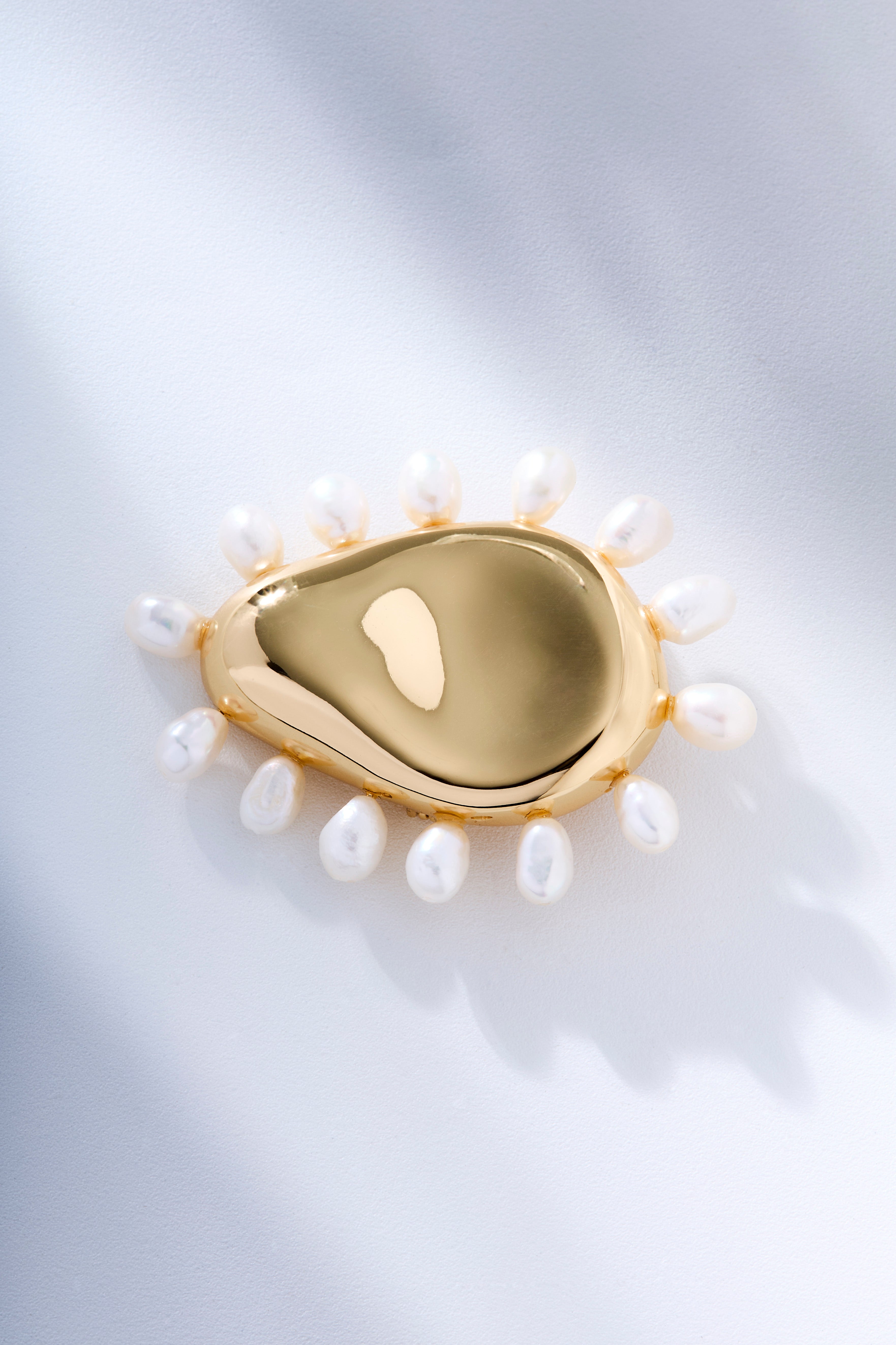 Nerea Brooch - Almar Collection
