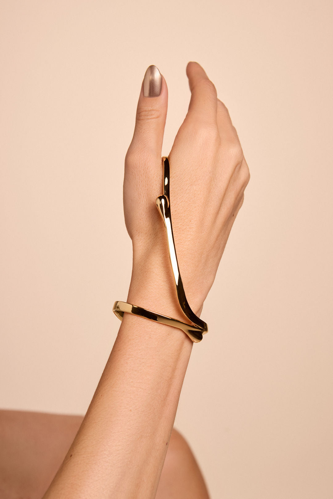 Escorrente Hand Bracelet - Brumma Collection