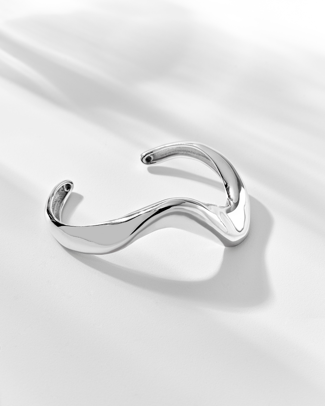 Luma Bracelet - Aviva Collection