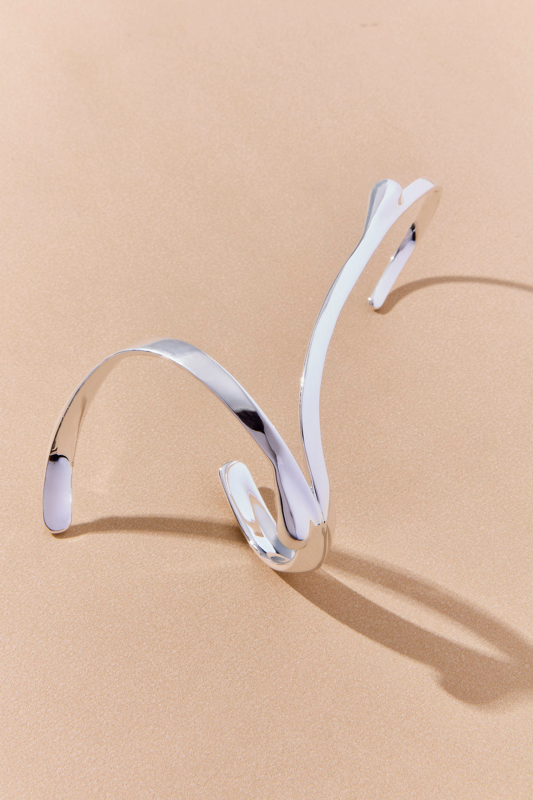 Escorrente Hand Bracelet - Brumma Collection